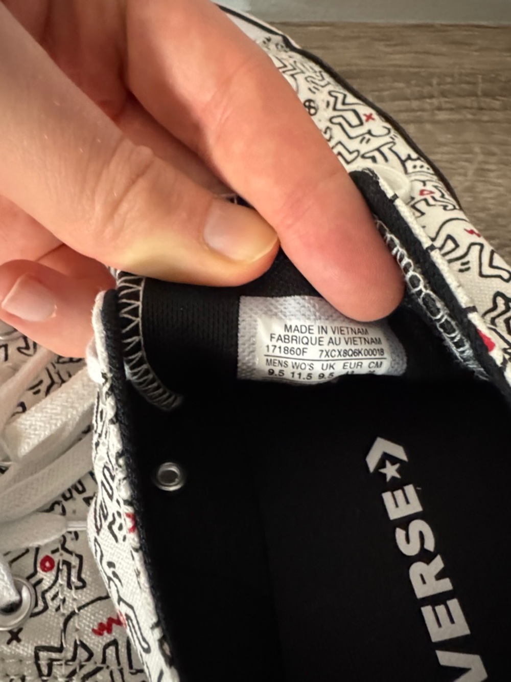 Keith Haring x Converse Chuck All Star Low Dancing Figures Allover US Men 9.5 - Picture 8 of 9